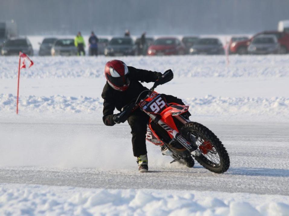 <p>Vertti Takala toisti A450-luokan voittonsa edellisosakilpailun tapaan. Kuva: Juha Harju.</p>