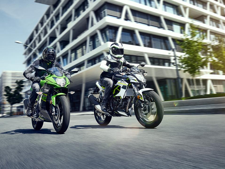 Uudet Kawasakit. Vuosimallin 2019 Ninja 125 ja naku Z125.