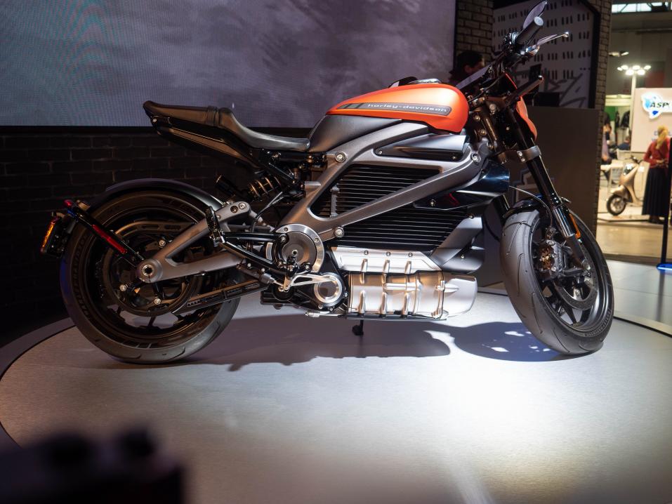 Harley-Davidson Livewiren tuotantoversio EICMA:ssa, Milanossa.
