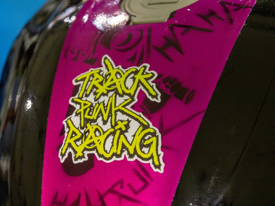 <p>Track Punk Racing tekee paljon työtä uusien harrastajien saamiseksi road racing:in pariin. Kuva: Eija Kyllönen/Motouutiset.fi.</p>