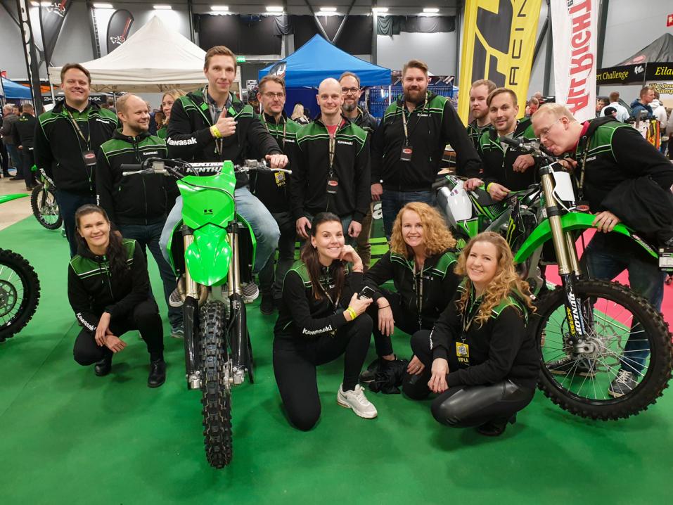Kawasaki-edustus laajenee myös Tampereen Biketeamiin.