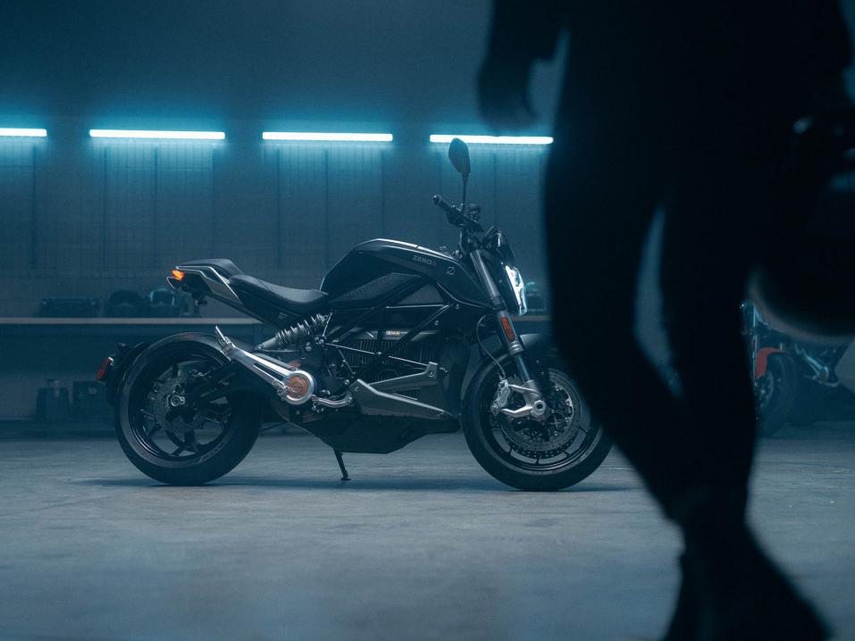 Zero SR sähkömoottoripyörä vm 2022.