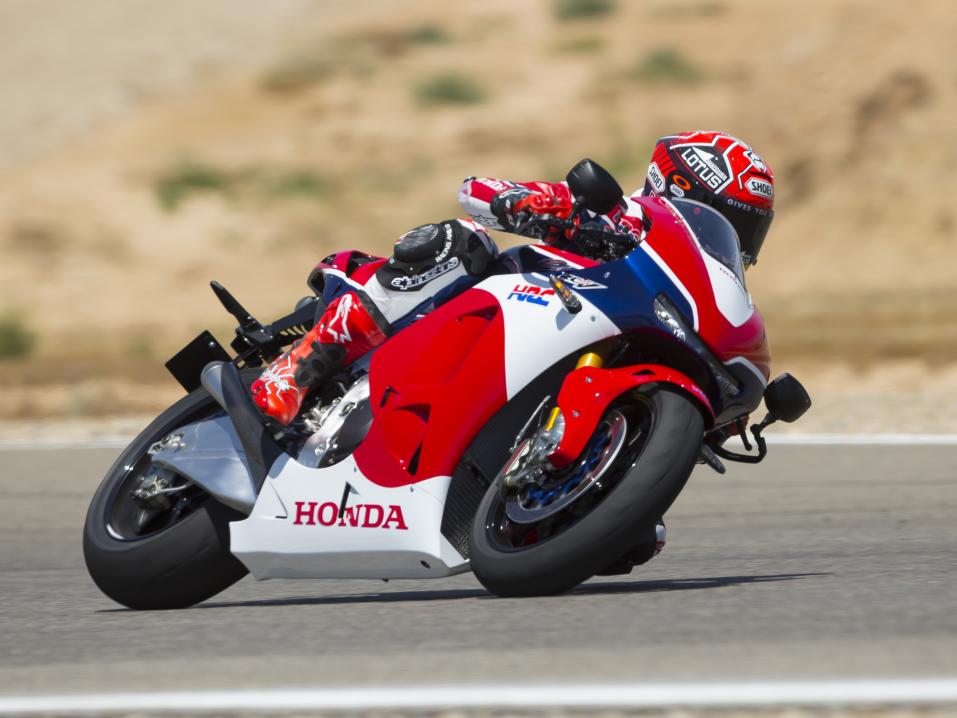 Honda RC213V-S, MotoGP-mallin siviiliversio.