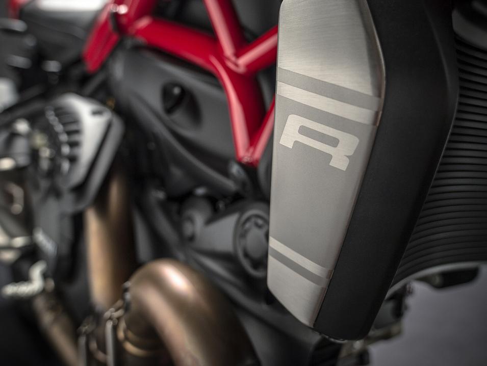 Ducati 2016 Monster 1200 R -tiiseri.