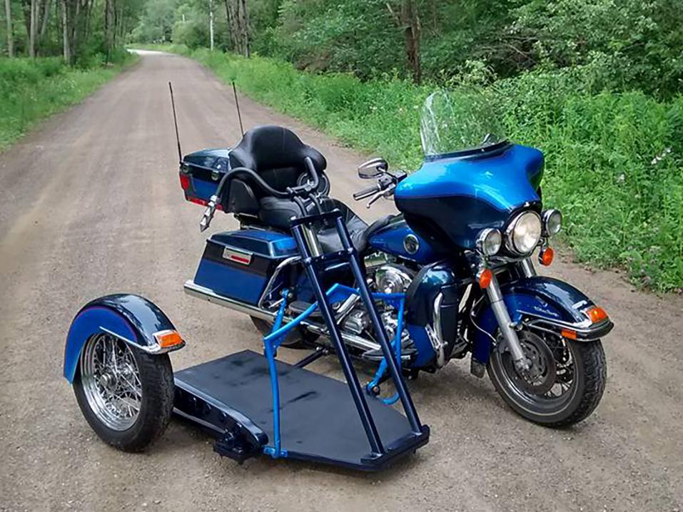 Brian Mahaneyn Forged Spirit -sivuvaunuun mahtuu pyörätuoli, joten sen voi ottaa mukaan matkalle.