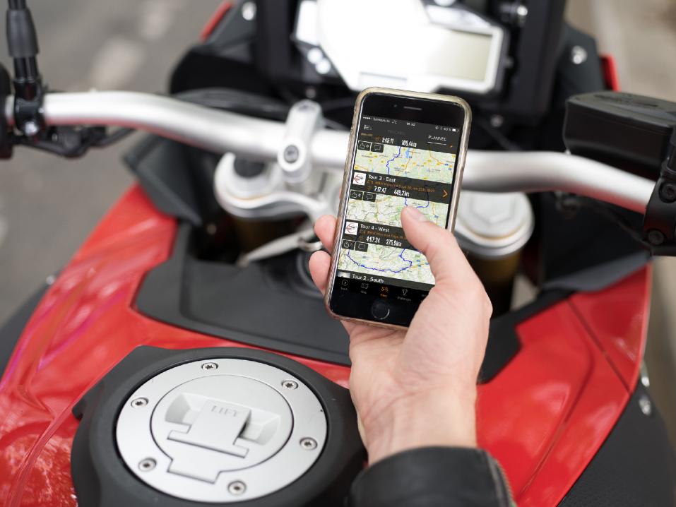 Rever tekee iOS- ja Android-älypuhelinsovellusta, jonka avulla saat enemmän irti moottoripyörilystä.