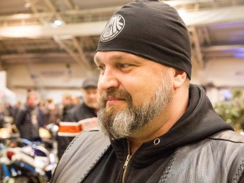 Näyttelypäällikkö, Jyväskylän Moottoripyöräklubin Marko Holmberg oli syystä tyytyväinen.