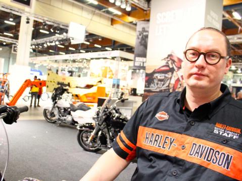 Teknisen Kaupan Liiton Moottoripyöräjaoston juuri valittu uusi puheenjohtaja Mikko Summa.