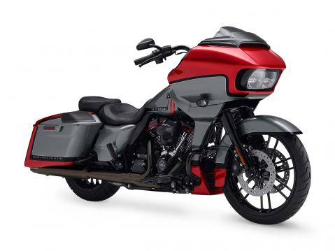 Mallivuoden 2019 Harley-Davidson FLTRXSE CVO Road Glide. 