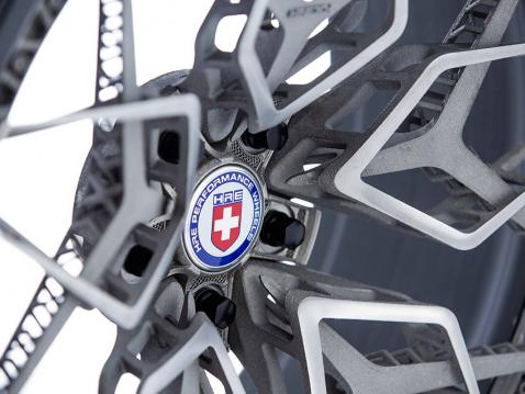 HRE Wheelsin 3D-tulostettu titaanivanne.