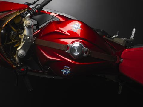 MV Agusta Superveloce 800 -konsepti. Tulossa tuotantoon 2020.