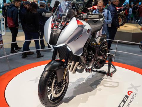 Hondan CB4X -konsepti Milanon EICMA-messuilla marraskuussa 2019.