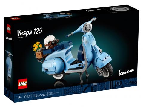 Lego Creator Expert -sarjan Vespa 125. Vain yli 18-vuotiaille.