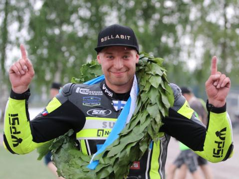 Vaikka Erno Kostamo on voittanut urallaan paljon, niin hän ei ole koskaan täysin tyytyväinen. Aina löytyy parannettavaa. Kuva: Juha Harju
