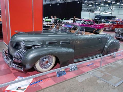 Marko Tuunanen Cadillac Cabriolet 1940 Best in show & V8 Magazine palkinto