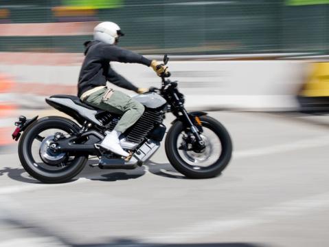 Harley-Davidsonin tytäryhtiö Livewiren S2 Del Mar -sähkömoottoripyörä vuosimallia 2023.