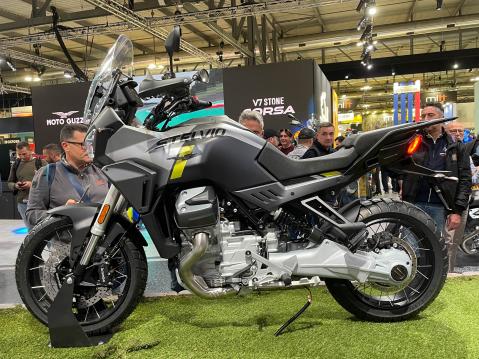 Moto Guzzi Stelvion lopettamisen jälkeen vuonna 2016 yhtiö on ilmoittanut julkaisevansa uuden version seikkailupyörästä vuodelle 2024.