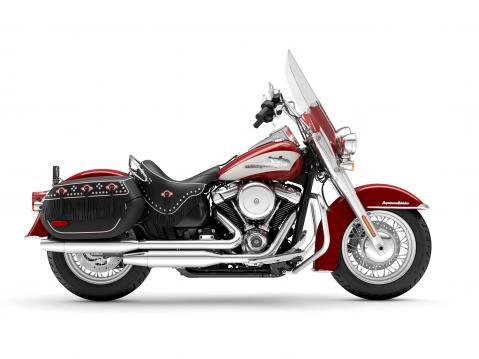 Harley-Davidson Hydra-Glide Revival.