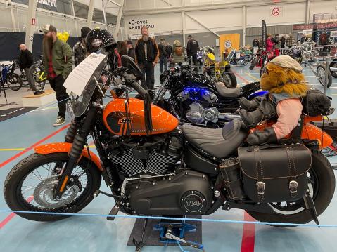 Harley-Davidson Street Bob vm.2021 Omistaja: Heikki T.