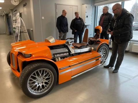 ...kierrätysosista tehty BMW Bertta Trike L 5 e vm.2022 Omistaja: Jarkko Soini