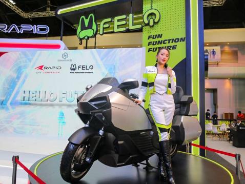 Smarttech Motor'in Felo Tooz sähkömoottoripyörä painii omassa sarjassaan. Toivottavasti tulee tuotantoon.