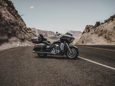 Harley-Davidson Road Glide Ultra vuosimallia 2015. Kyse on kuvituskuvasta, joka ei liity tapahtuneeseen.