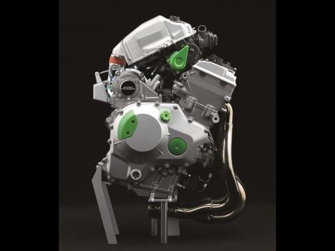 Kawasakin uusi mekaanisesti ahdettu moottori, huhujen mukaan kuutiotilavuuden pitäisi olla 650 cm3.