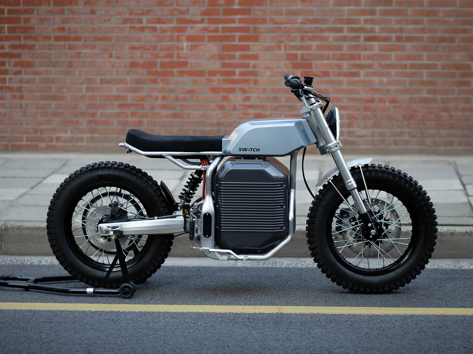 Электромотоцикл scrambler. Производство электромотоциклов. Производство электромотоциклов. Иж электромотоцикл. Электромотоцикл rmk e2 verge motorcycles.