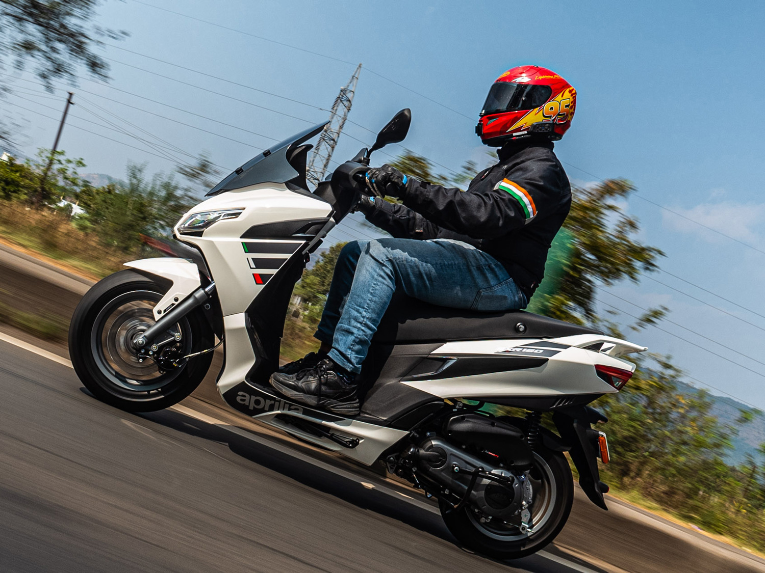 Aprilia SRX 160 valittiin vuoden skootteriksi Intiassa | Uutiset ...